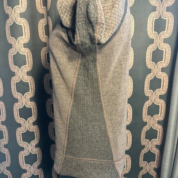 Prana Wool Sweater with asymetrical snap collar feature in Brown size XS - Picture 2 of 11